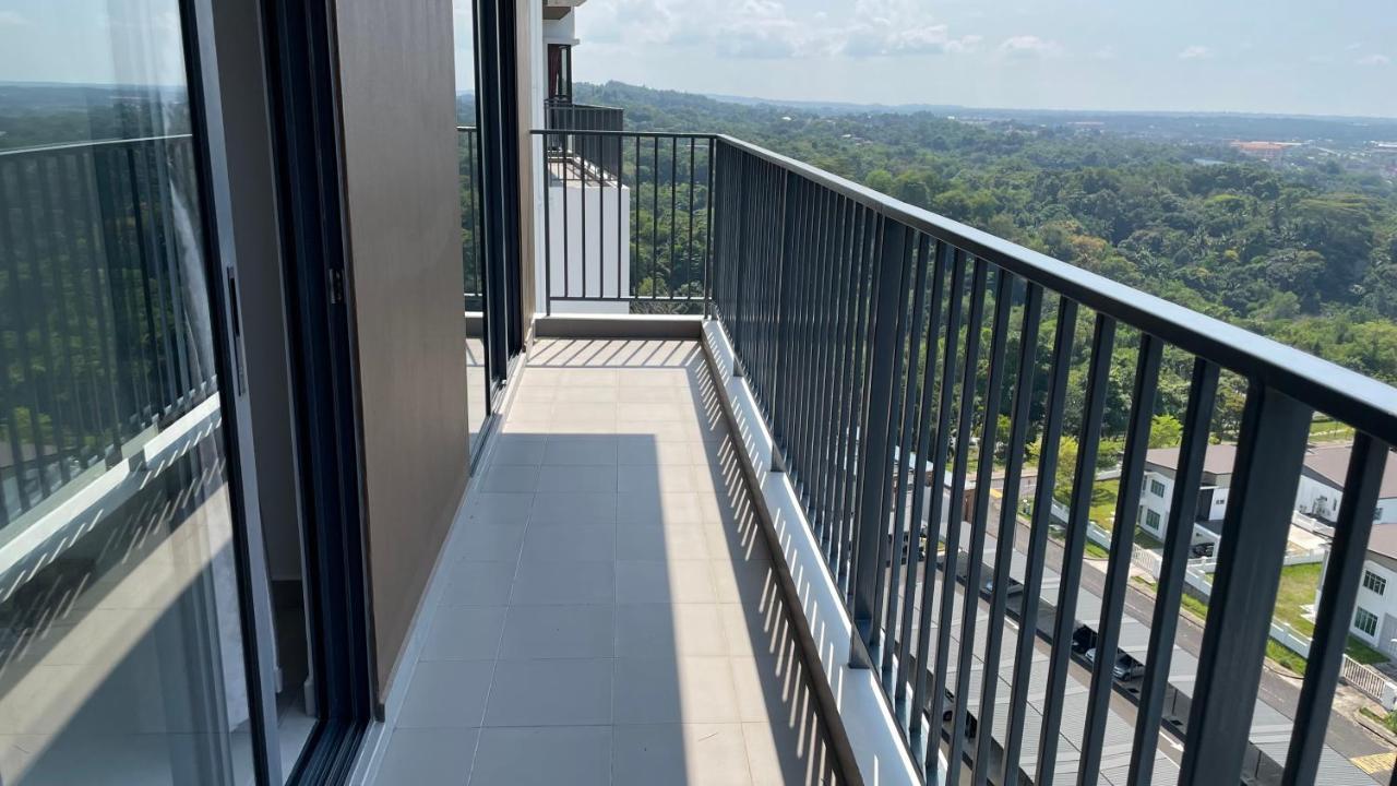 Sandakan Homestay 3Bedroom 2Bath Joyful Cottage 喜悦小屋 For 5 Guests Bagian luar foto